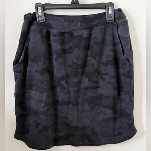 Sundry for Evereve Black Camouflage Skirt
